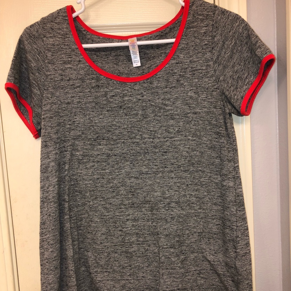 Grey and red shirt!